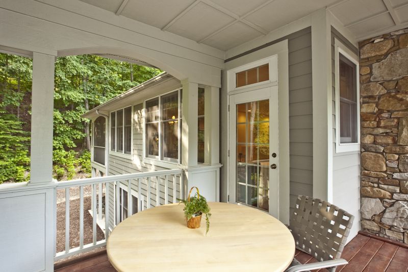 Porch Carpentry in Seattle, WA